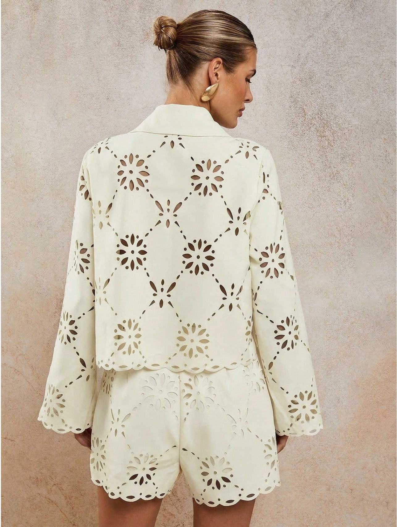 Conjunto Valeria Elegance Ivory