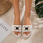 Sara | Sandalias Planas Elegance – Hebilla Dorada | Comodidad y Estilo para Mujer