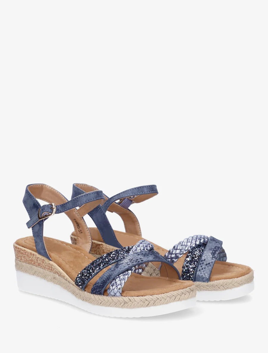 Sandalias de cuña con tiras brillantes y elegantes