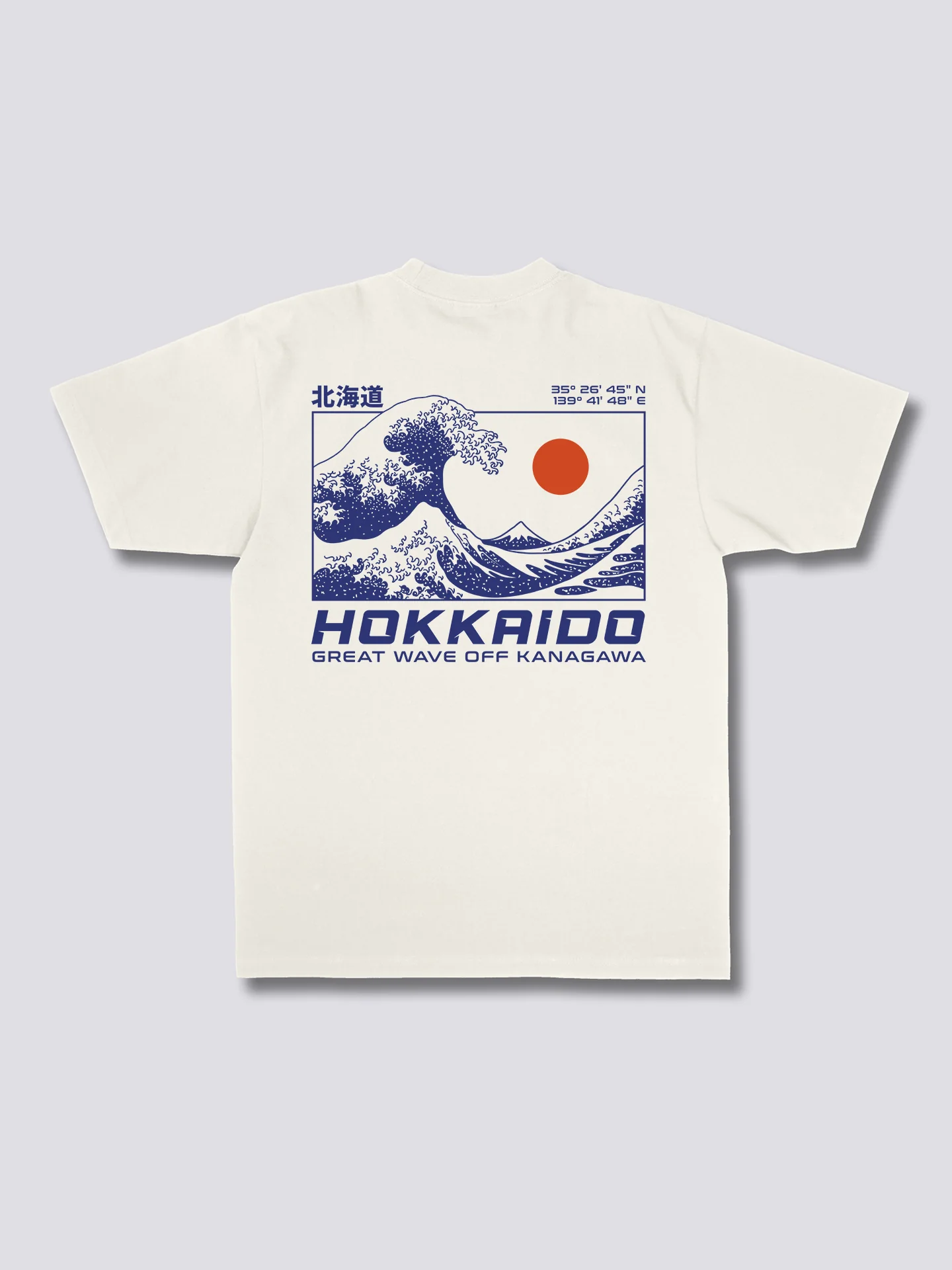 Camiseta con estampado de olas de Hokkaido