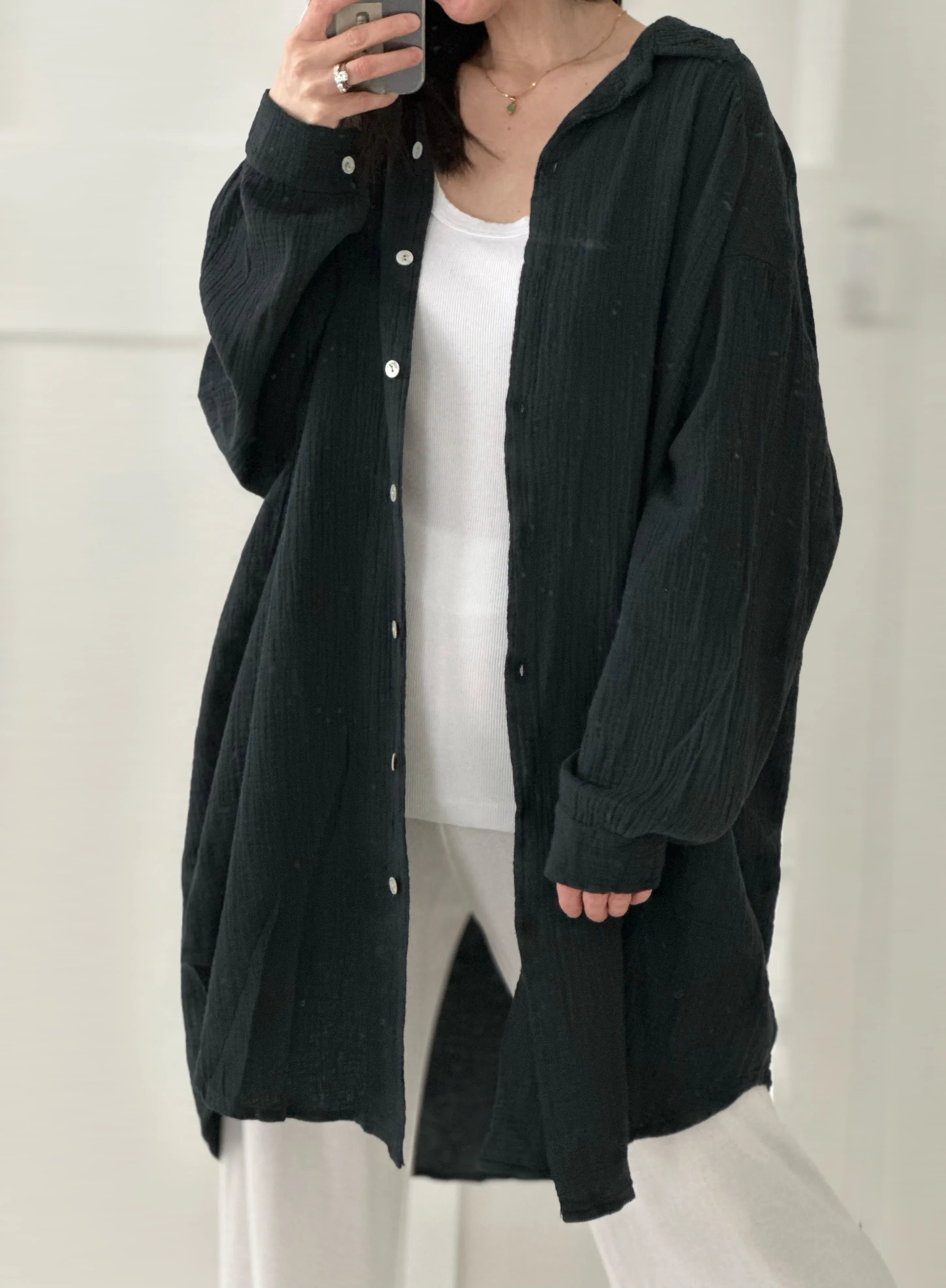 Blusa de muselina, larga, oversize negro